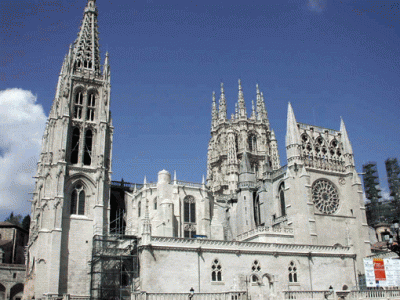 La catedral de Burgos aumenta los archivos, algunos relativos al Camino de Santiago
